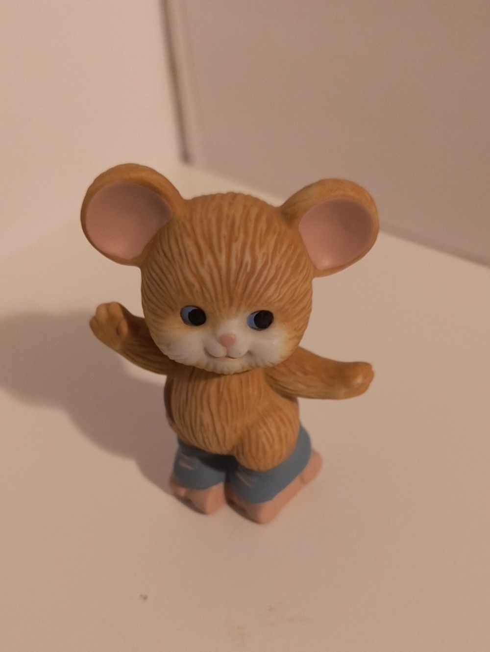 Avon Best Buddies Tan Mouse Porcelain Figurine In Box Vintage 2inch B10